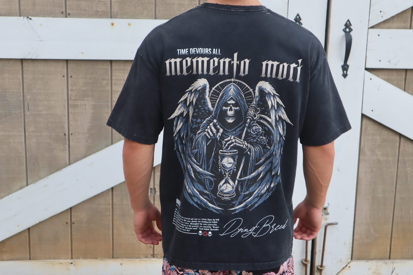 MEMENTO MORI - Vintage Wash Frayed Tee